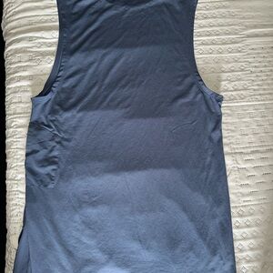 Nike Dri-FIT Blue Athletic Shirt size M